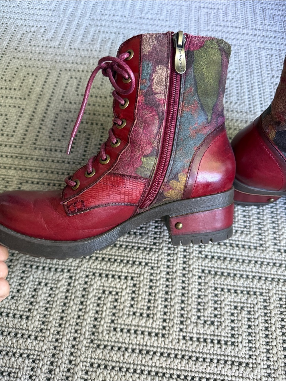 Women's Red Lace-Up Mixed-Material Ankle Boots - Picture 6 of 7